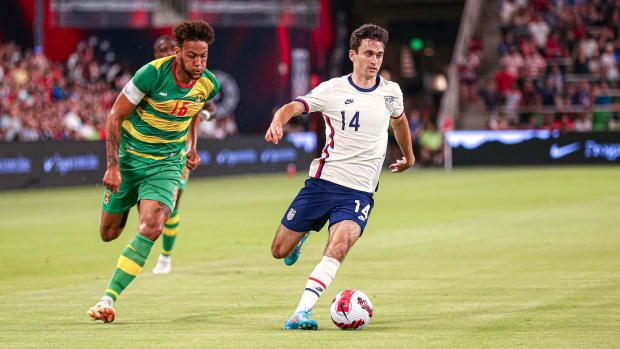 USMNT midfielder Luca de la Torre